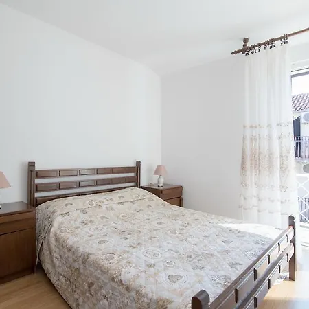 Apartment Dvori